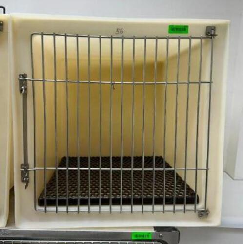 PLASTIC KENNEL