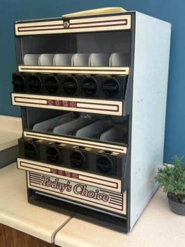 DRY GOODS VENDING MACHINE