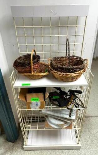 SMALL SHELVING UNIT