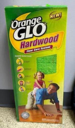 HARDWOOD FLOOR CARE SYSTEM