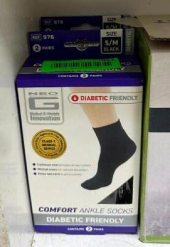 (2) PACKS OF COMFORT DIABETIC SOCKS