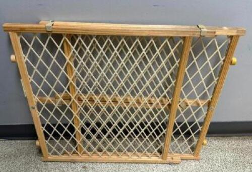 24" DOG BARRIER
