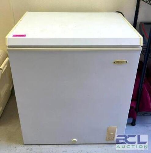 CHEST FREEZER
