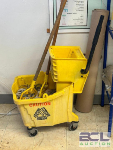 MOP BUCKET