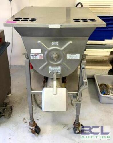 MIXER GRINDER MACHINE WITH ATTACHMENTS