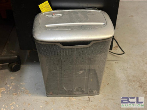 PAPER SHREDDER