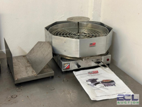 PIZZA CAPPER WITH STAINLESS FILM DISPENSER