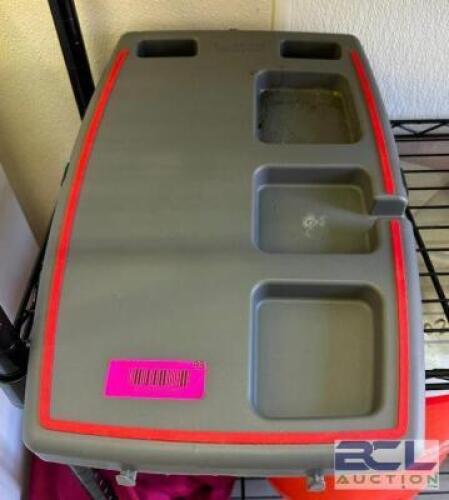 STUPID' CAR TRAY