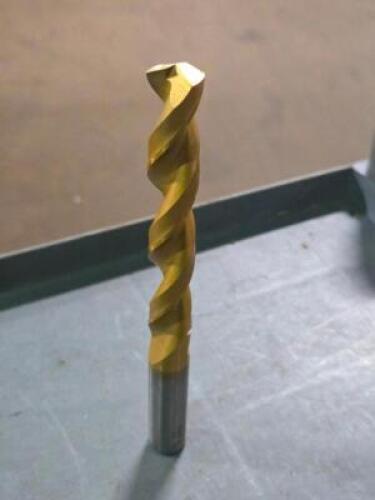 DESCRIPTION: (4) HS JOBBER DRILL BITS BRAND MODEL WESTWARD 6PTC2 SIZE: 17mm DIA RETAIL$: $219.44 QTY: 4