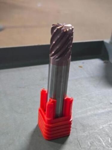 DESCRIPTION: (1) CARBIDE CORNER RADIUS END MILLS BRAND MODEL FULLERTON 36215 SIZE: 5/8" DIA RETAIL$: $313.98 QTY: 1