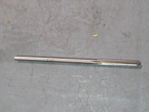 DESCRIPTION: (1) HSS CHUCKING REAMER BRAND MODEL MADE IN USA 02291771 SIZE: #77 DIA RETAIL$: $43.72 QTY: 1