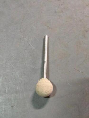DESCRIPTION: (25) 120 GRIT MOUNTED BALL POINTS BRAND MODEL CRATEX 67186973 INFORMATION: 120 GRIT SIZE: 1/2" TH 1/8" SD RETAIL$: $159.00 QTY: 25