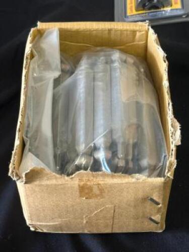 BOX OF 5/8 DRIVER EXTENDERS