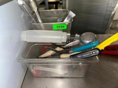 DESCRIPTION (1) LOT OF ASSORTED UTENSILS. SIZE ONE MONEY LOCATION BAY 6 QTY 1