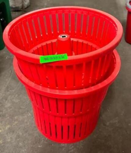 DESCRIPTION: (2) 5 GALLON SALAD SPINNER DRYER BRAND/MODEL: CHEF MASTER LOCATION: BAY 6 QTY: 2