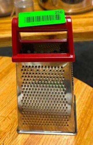 DESCRIPTION: CHEESE GRATER LOCATION: BAY 6 QTY: 1
