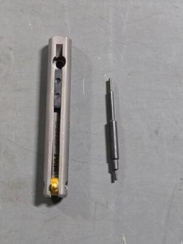 DESCRIPTION: (1) INDEXABLE DEBURRING TOOL BRAND MODEL HEULE COFA 12/S SIZE: 1/2" SD RETAIL$: $390.00 QTY: 1