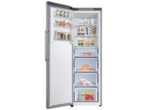 DESCRIPTION: (1) CONVERTIBLE FREEZER BRAND/MODEL: SAMSUNG #RZ11M7074SA INFORMATION: STAINLESS STEEL, UPRIGHT, WITH DRAWERS SIZE: 11.4 CU FT RETAIL$: $