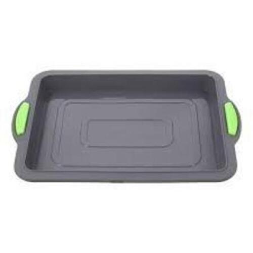 DESCRIPTION: (1) BAKING TRAYINFORMATION: GRAY, FLEXIBLE, SILICONESIZE: APPROX 8" X 10 1/2"RETAIL$: $15.29 EAQTY: 1