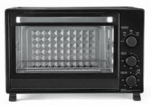 DESCRIPTION: (1) 6-SLICE TOASTER BRAND/MODEL: MAINSTAYS INFORMATION: BLACK RETAIL$: $52.86 EA QTY: 1
