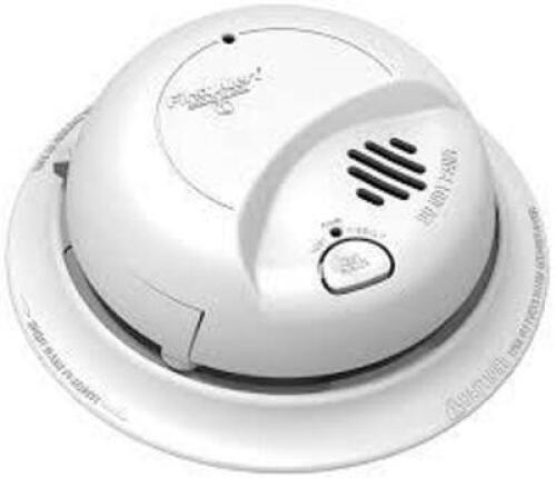 DESCRIPTION: (1) SMOKE ALARM BRAND/MODEL: BRK #SMI100 INFORMATION: WHITE RETAIL$: $35.00 EA QTY: 1