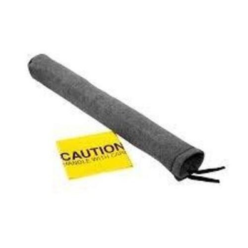 DESCRIPTION: (1) BOX OF APPROX (25) ULTRA FILTER SOCKBRAND/MODEL: PIG #9457SIZE: APPROX 3" X 48"RETAIL$: $115.00 EAQTY: 1