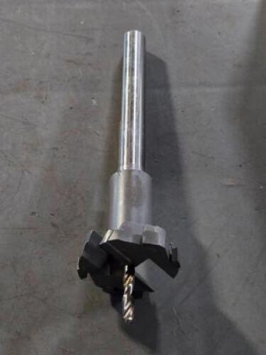 DESCRIPTION: (1) DOORKNOB PROFILE ROUTER BIT BRAND MODEL WESTWARD 16Y631 SIZE: 2-1/8" RETAIL$: $117.74 QTY: 1