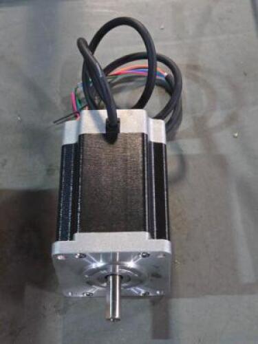 DESCRIPTION: (1) 5 PHASE STEPPER MOTOR BRAND MODEL AUTONICS 5PFD5 SIZE: 60mm FRAME RETAIL$: $1,166.63 QTY: 1
