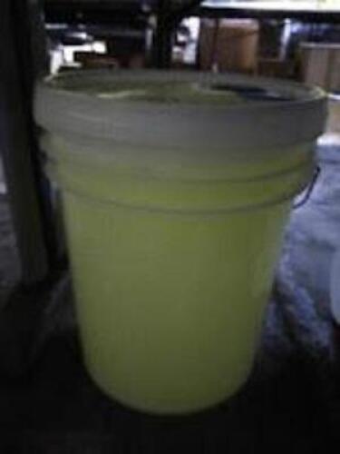 DESCRIPTION: (2) CLEANING VINEGAR BRAND/MODEL: TOUGH GUY #45TW63 SIZE: 1 GALLON RETAIL$: $39.18 QTY: 2