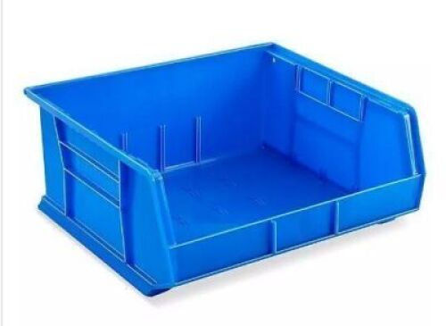 DESCRIPTION: (6) STORAGE BINSBRAND/MODEL: QUANTUM STORAGE #8ZME4INFORMATION: BLUESIZE: 7 in x 16-1/2 in x 14-3/4 inRETAIL$: $701.28 EAQTY: 6