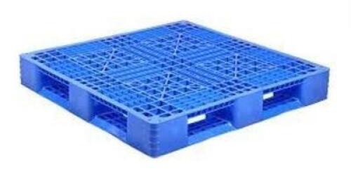 DESCRIPTION: (1) SHIPPING PALLET INFORMATION: BLUE SIZE: 43" X 43" RETAIL$: $155.00 EA QTY: 1