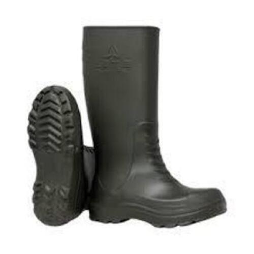 DESCRIPTION: (1) PAIR OF WATERPROOF BOOTS INFORMATION: BLACK, RUBBER SIZE: MENS 8, WOMENS 10 RETAIL$: $30.38 EA QTY: 1