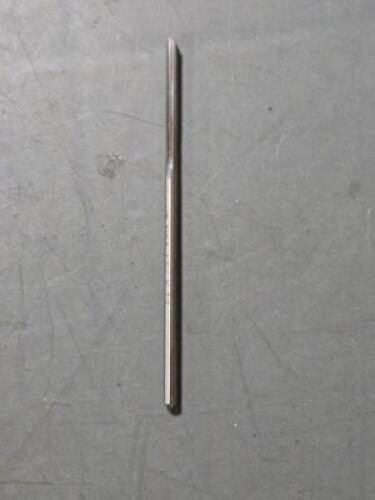 DESCRIPTION: (1) HSS CHUCKING REAMER BRAND MODEL MADE IN USA 72012701 SIZE: 0.1270" DIA RETAIL$: $37.23 QTY: 1