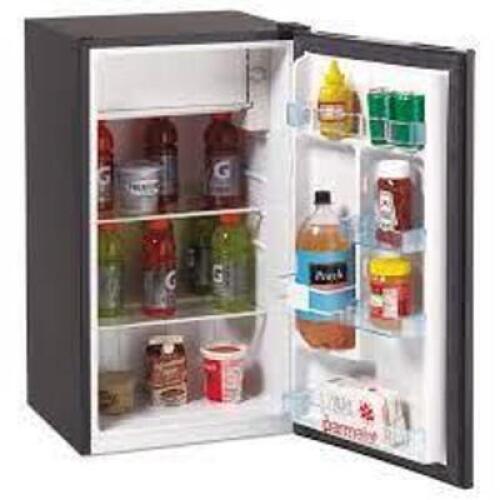 DESCRIPTION: (1) MINI FRIDGE WITH CHILLER BRAND/MODEL: AVANTI #AVARM3316B INFORMATION: BLACK RETAIL$: $322.11 SIZE: 3.3 CU FT QTY: 1