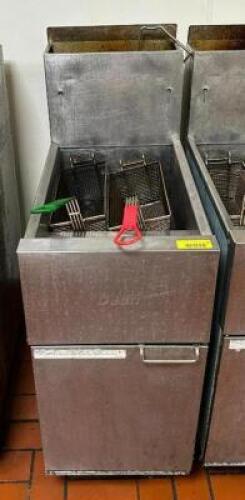 40 LB. GAS FRYER
