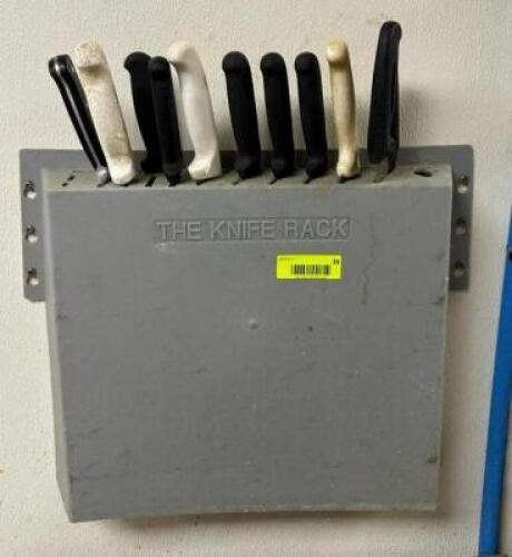 WALL MOUNT KNIFE BLOCK WITH ASSORTED CHEFS KNIVES