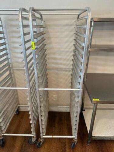ROLLING PAN RACK
