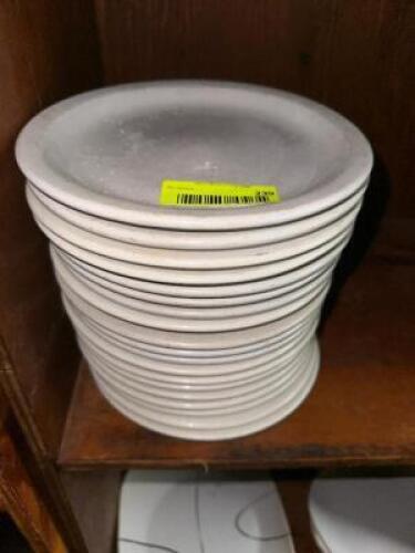 (18) - DINNER PLATES