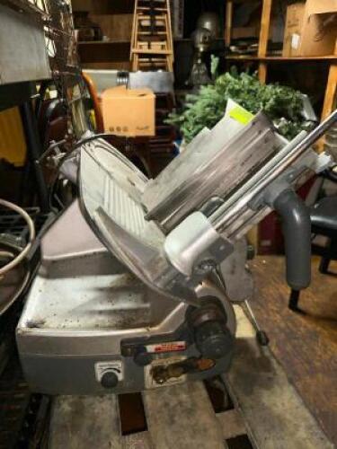 COUNTERTOP SLICER