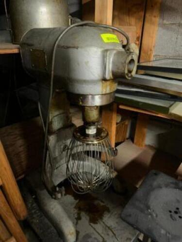 20 QT. MIXER WITH BOWL