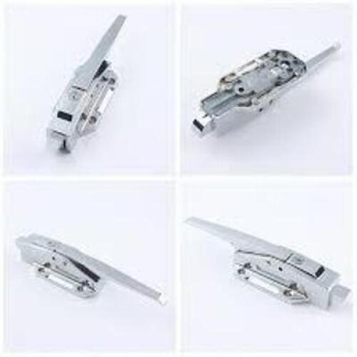 DESCRIPTION: (1) HEAVY DUTY WALK IN FREEZER HANDLE BRAND/MODEL: SEE INSPECTION INFORMATION: CHROME RETAIL$: $51.29 EA QTY: 1