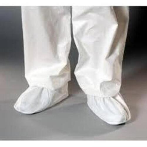 DESCRIPTION: (2) CASES OF (100) SHOE COVER BRAND/MODEL: CRITICAL COVER ULTRA GRIP #SH-E1315-BH RETAIL$: $221.93 EA QTY: 2