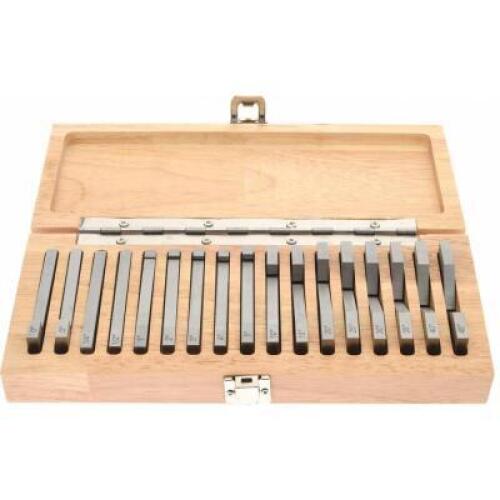 DESCRIPTION: (1) ANGLE BLOCK SET BRAND/MODEL: TESA BROWN& SHARPE 599-921-17 INFORMATION: 0.25 TO 45 DEG ANGLE SIZE: 3" RETAIL$: 656.38 QTY: 1