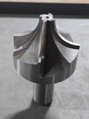 DESCRIPTION: (1) HSS CORNER ROUNDING END MILL BRAND/MODEL: KEO 14398 INFORMATION: 1"' RAD SIZE: 2-3/4" DIA RETAIL$: 266.18 QTY: 1