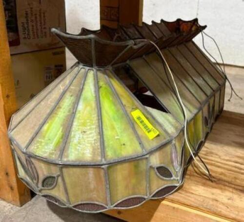 HANGING GLASS LIGHT