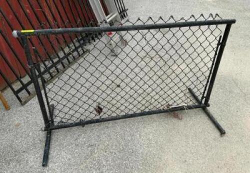 STANDING GATE