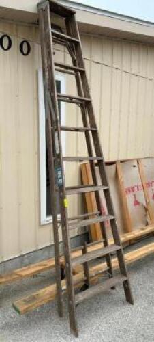 10 FT. LADDER