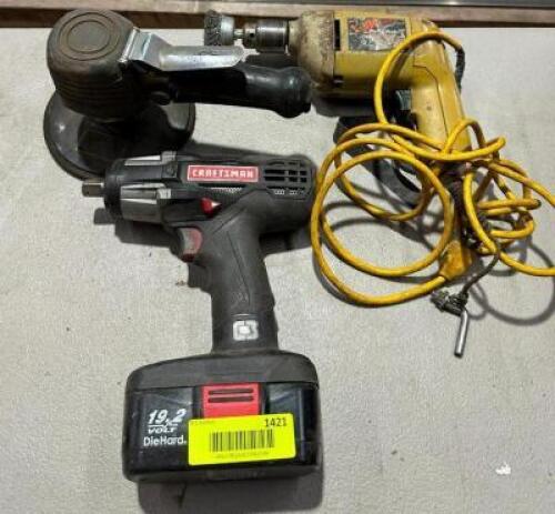 ASSORTED HAND TOOLS