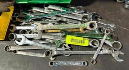 ASSORTED HAND TOOLS