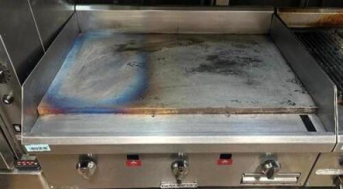 DESCRIPTION SOUTHBEND 36" THREE BURNER FLAT GRILL. BRAND / MODEL: SOUTHBEND ADDITIONAL INFORMATION NATURAL GAS. VERY CLEAN AND WELL MAINTAINED. WAS ON